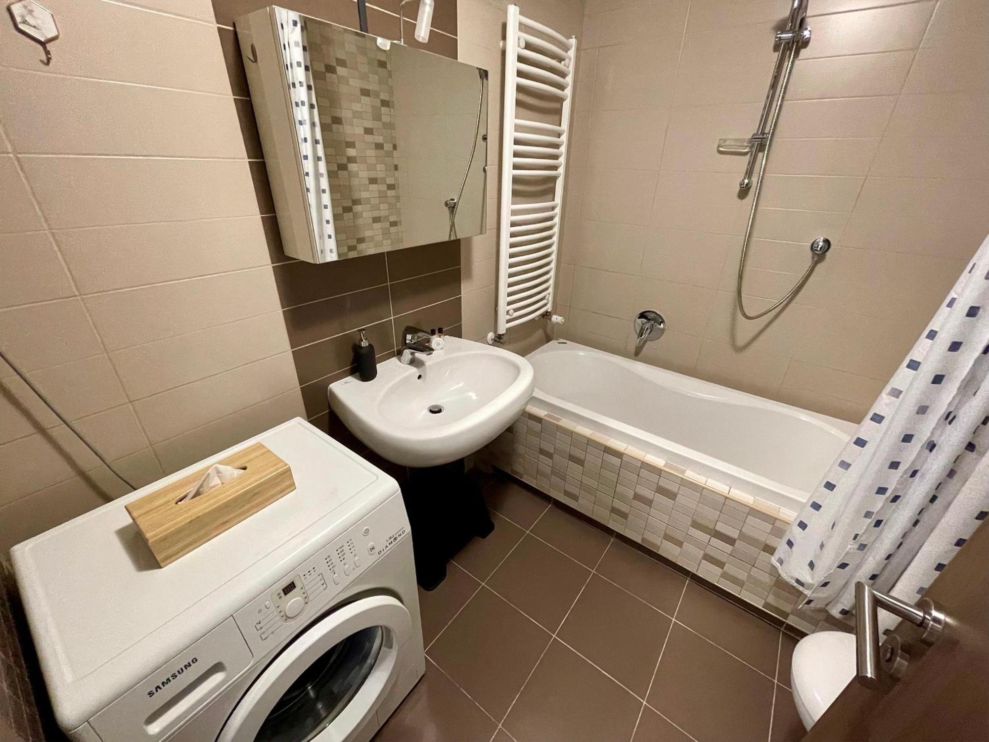 Apartament Smart Carrara *