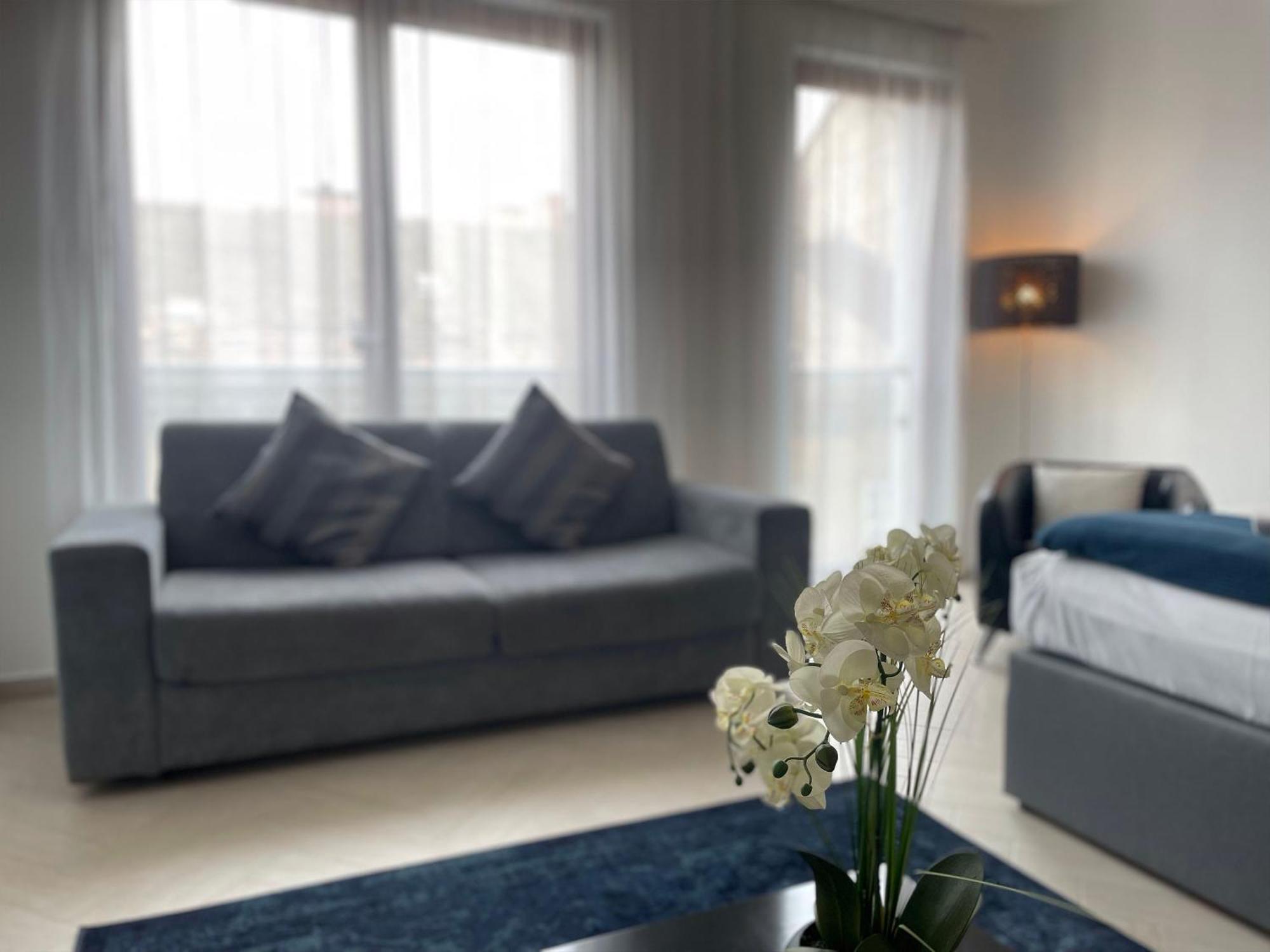 Smart Carrara Apartament *