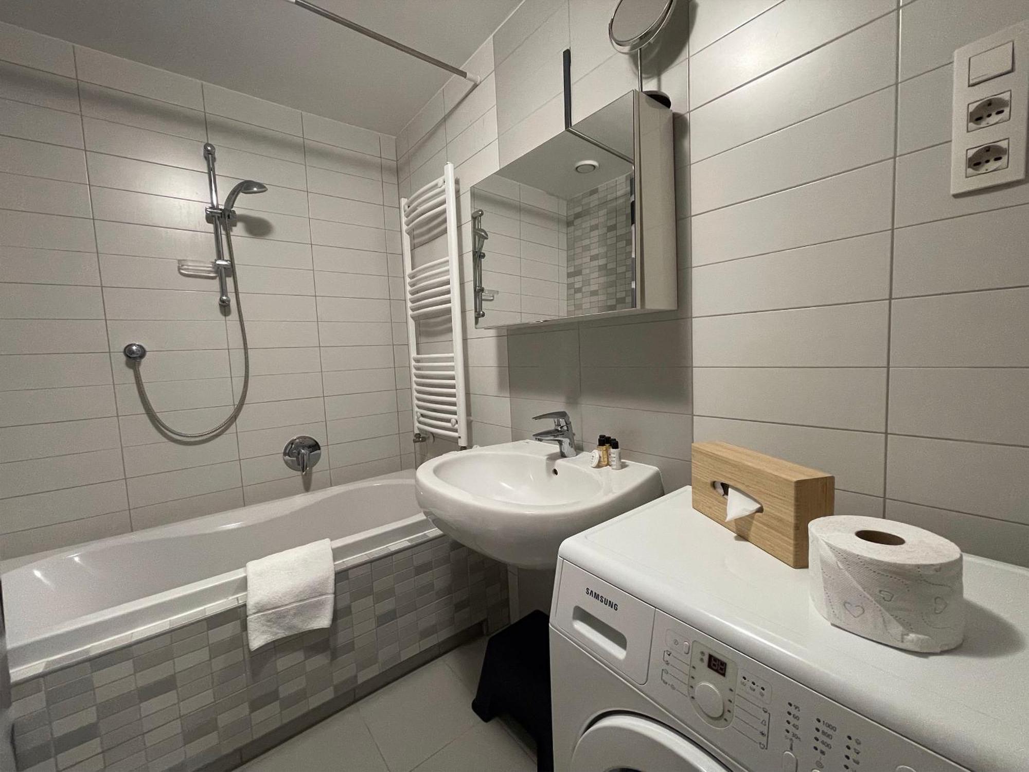Smart Carrara * Budapeszt
