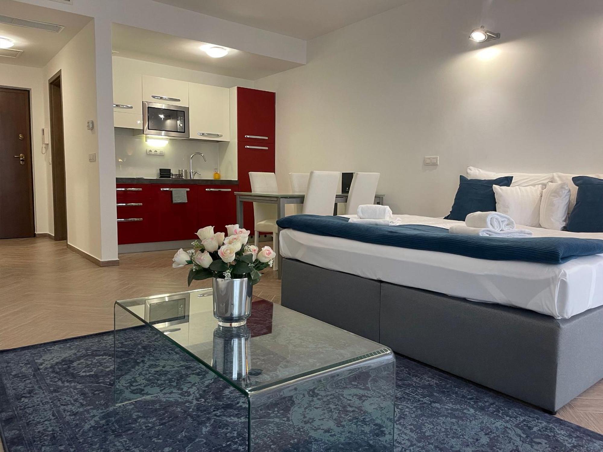 Smart Carrara Apartament